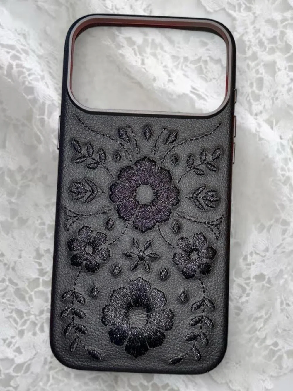 OtterBox iPhone 17 Pro Max Symmetry Series Cactus Leather Case in Ink Blossom 🖤